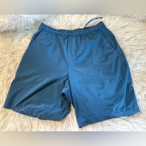 Lululemon Mens Pace Breaker Linerless Shorts. Size Large